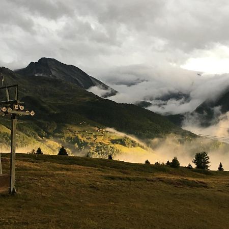 Rosswald Restaurant Fleschbodenホステル エクステリア 写真