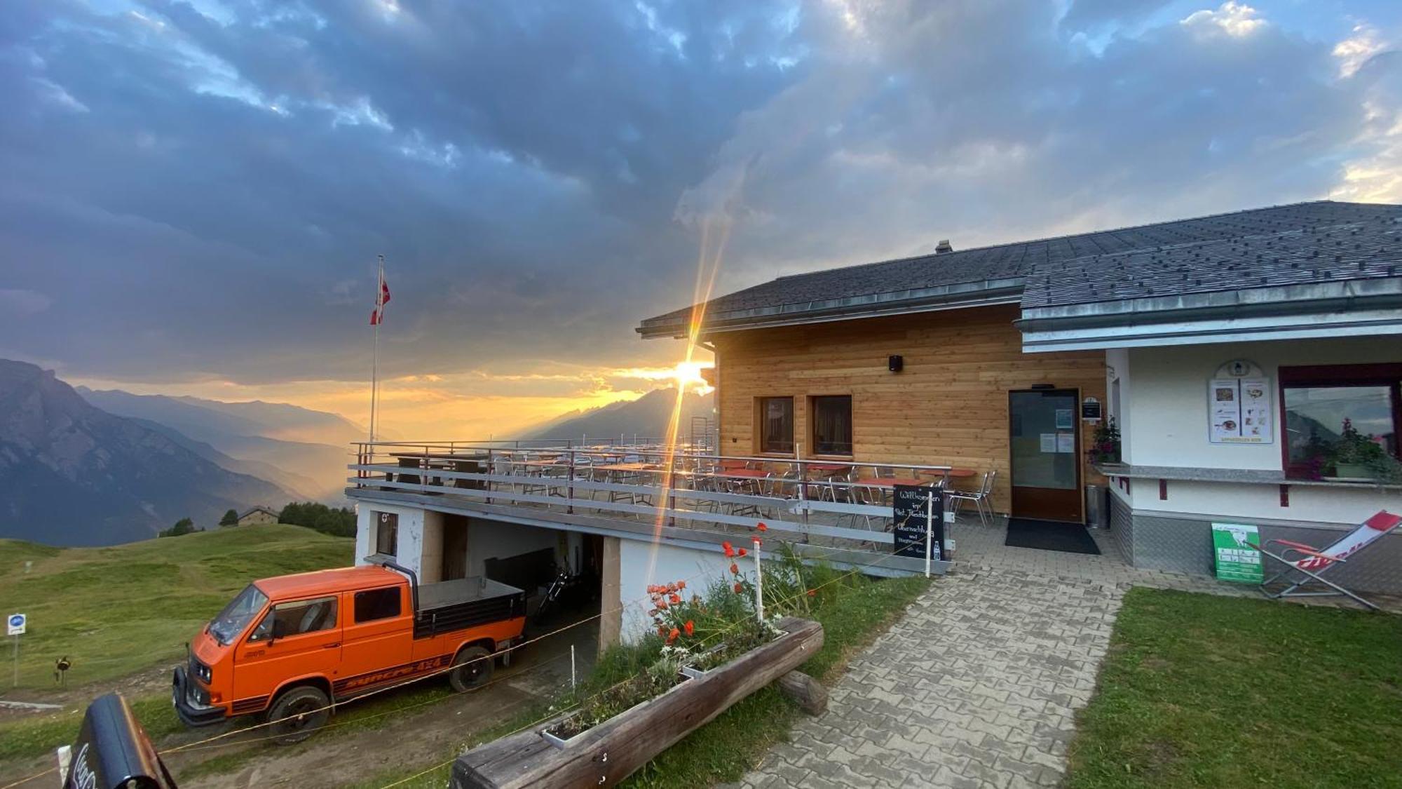 Rosswald Restaurant Fleschbodenホステル エクステリア 写真