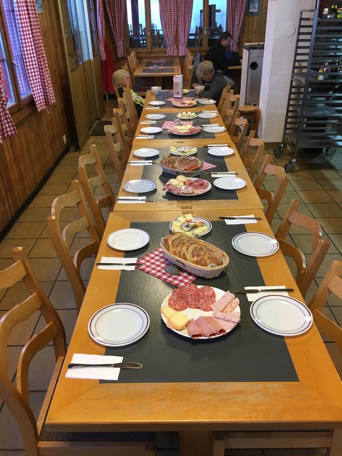 Rosswald Restaurant Fleschbodenホステル エクステリア 写真
